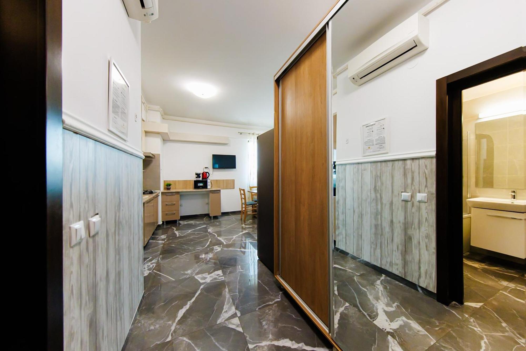 Luxury Glam Apartments Iasi At Lazar Palas Luaran gambar