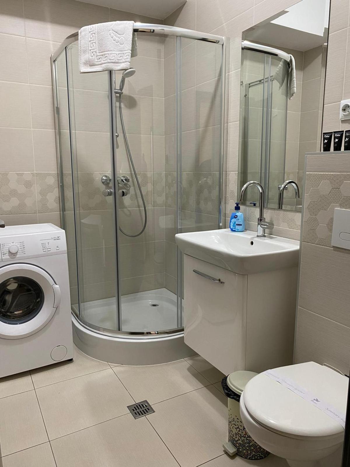 Luxury Glam Apartments Iasi At Lazar Palas Luaran gambar