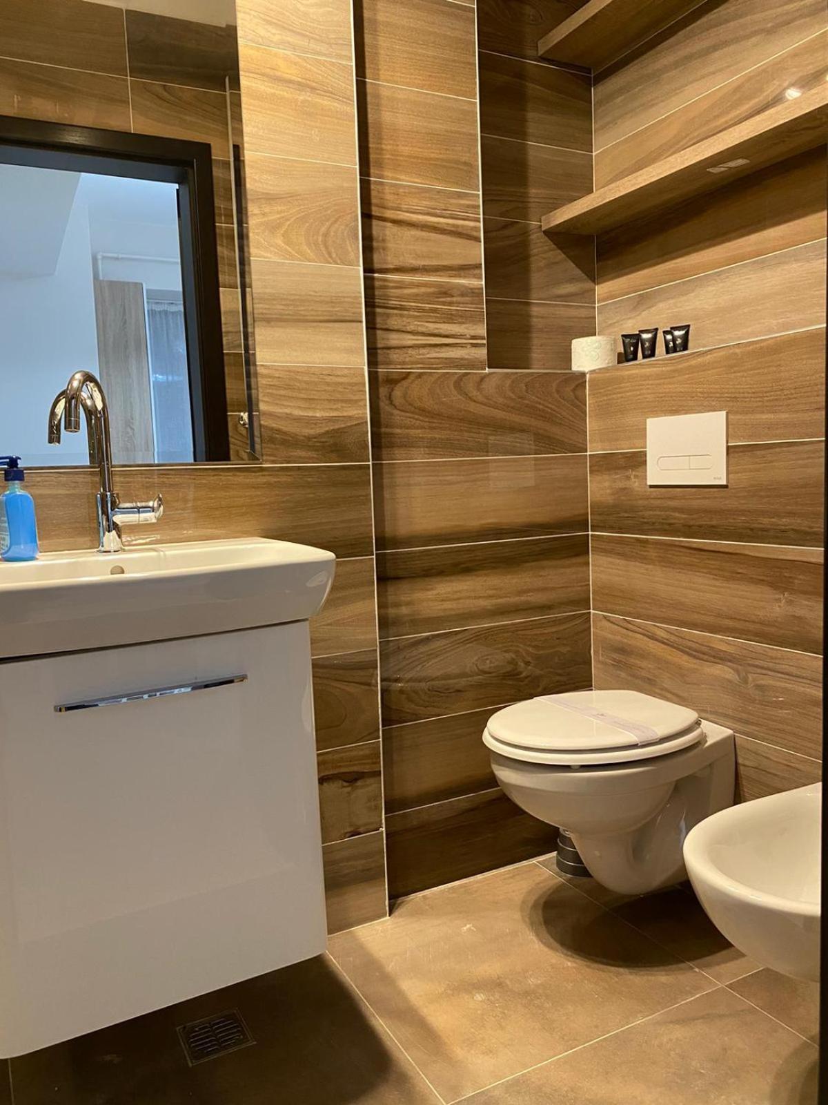 Luxury Glam Apartments Iasi At Lazar Palas Luaran gambar